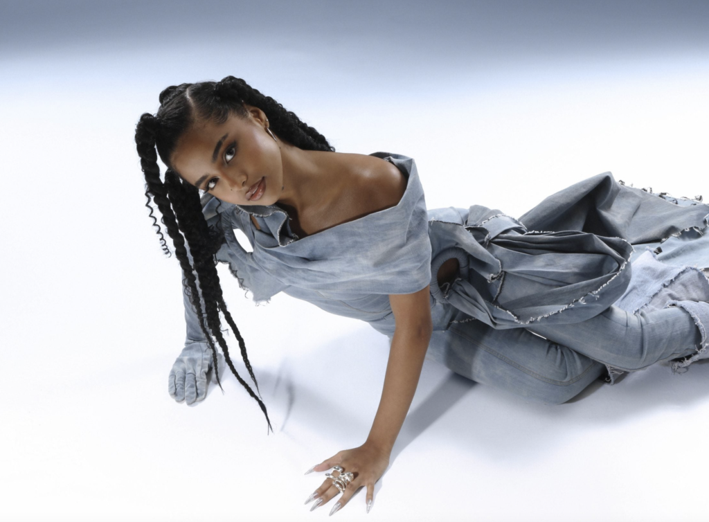 Discovering The Alluring Journey of Tyla Hight: From Local Rising Star to Global Sensation